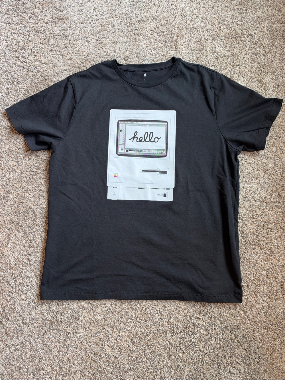 Apple Park Exclusive Black 'Hello' Retro Mac Graphic Tee - Men